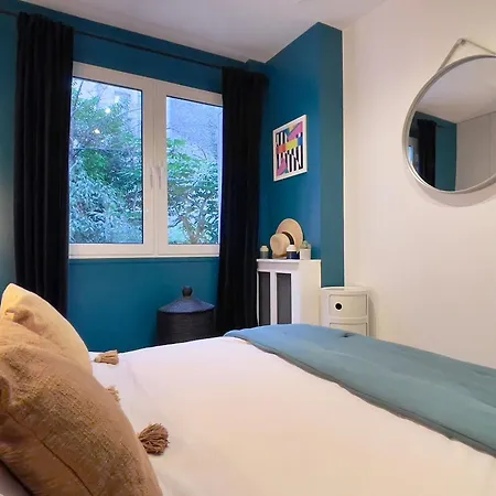 Apartment Superbe Cote Jardin Paris